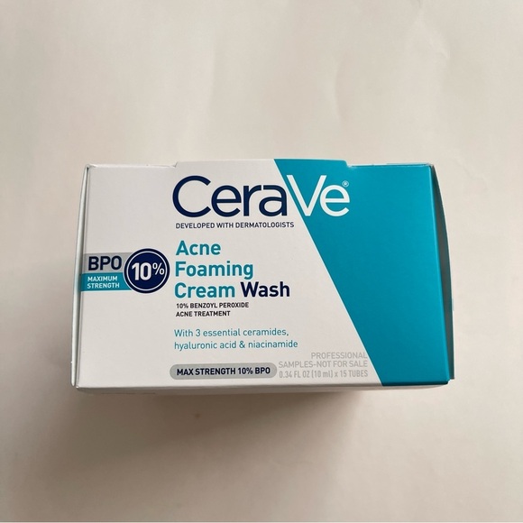 Cerave Acne Foaming Cream Wash 10% Benzoyl Peroxide Box of 15 Tubes 0.34 fl oz - Picture 3 of 6
